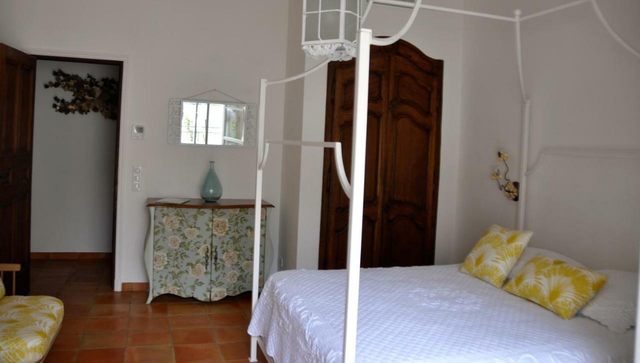 Mas Du Perthus Bed & Breakfast กาซีส์ ภายนอก รูปภาพ